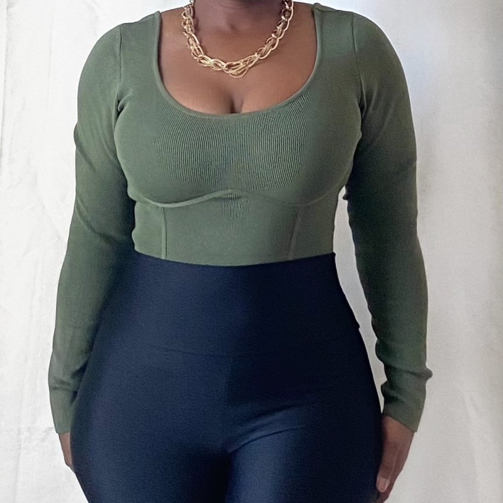 The Olivia Bodysuit Long Sleeve Top NWT